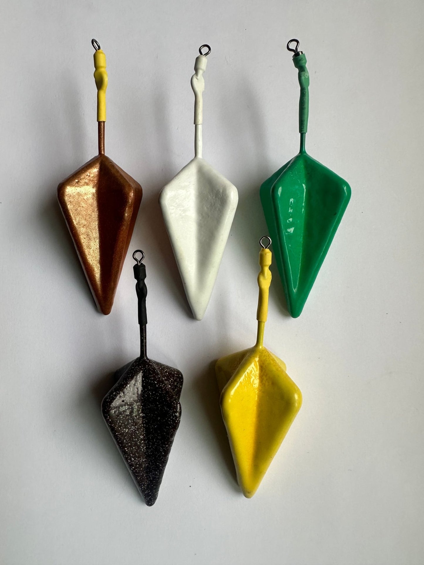 Plomo 125gr Piramide 4 Aletas termoplastificado - TOPESCA - Tienda de Pesca Online